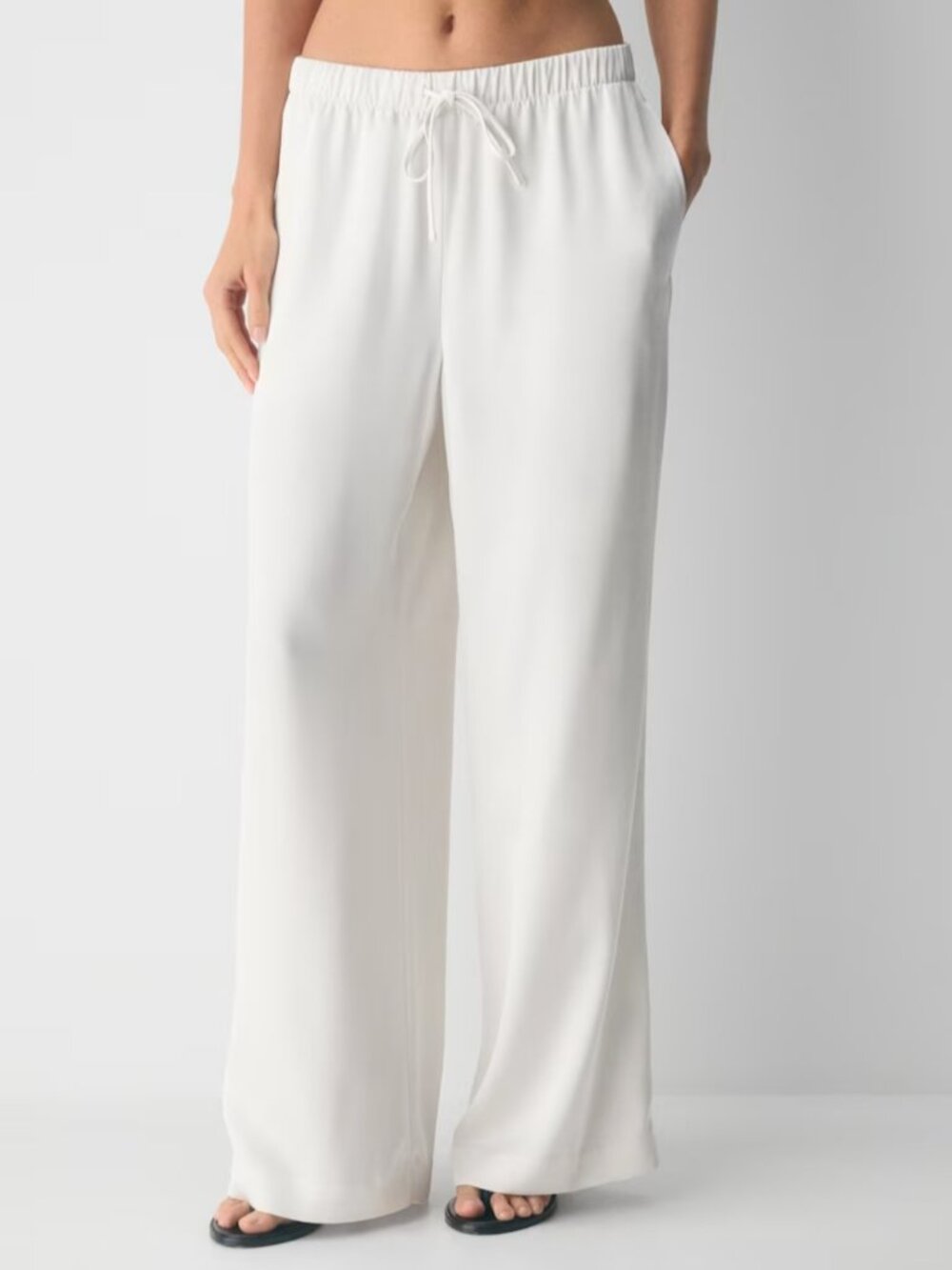 NWT Aritzia Wildred The Lodge Pant - Satin Light Birch L SHORT